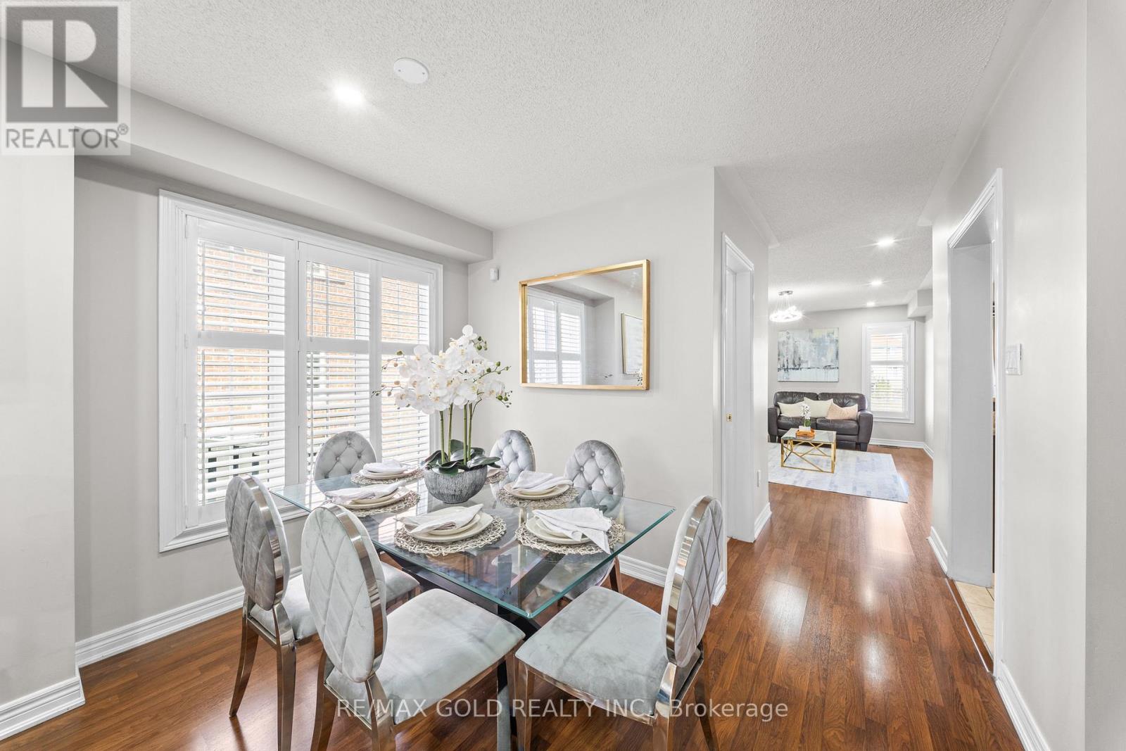 95 Cedarbrook Road, Brampton, Ontario  L6R 0W5 - Photo 7 - W12973198