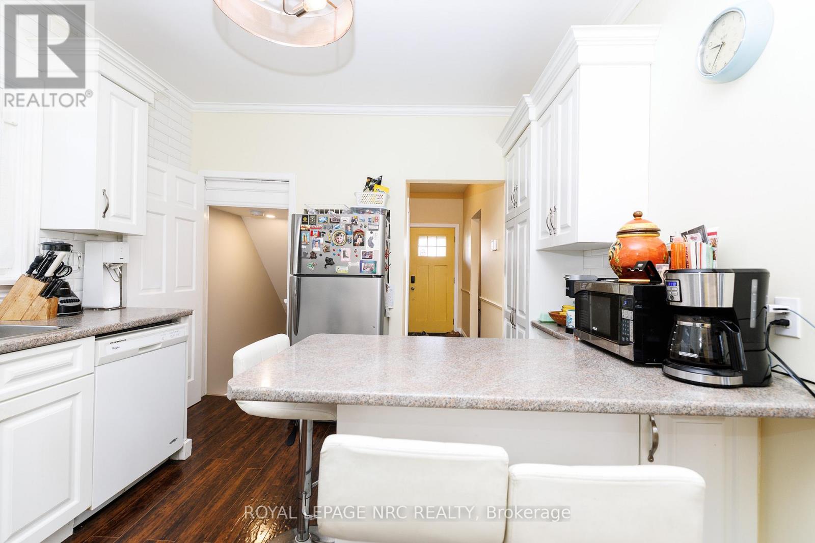 78 Russell Avenue, St. Catharines, Ontario  L2R 1V7 - Photo 11 - X12973706