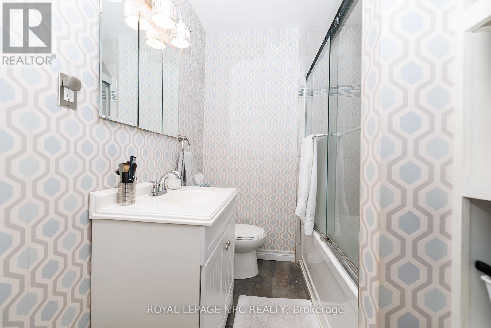 78 Russell Avenue, St. Catharines, Ontario  L2R 1V7 - Photo 23 - X12973706