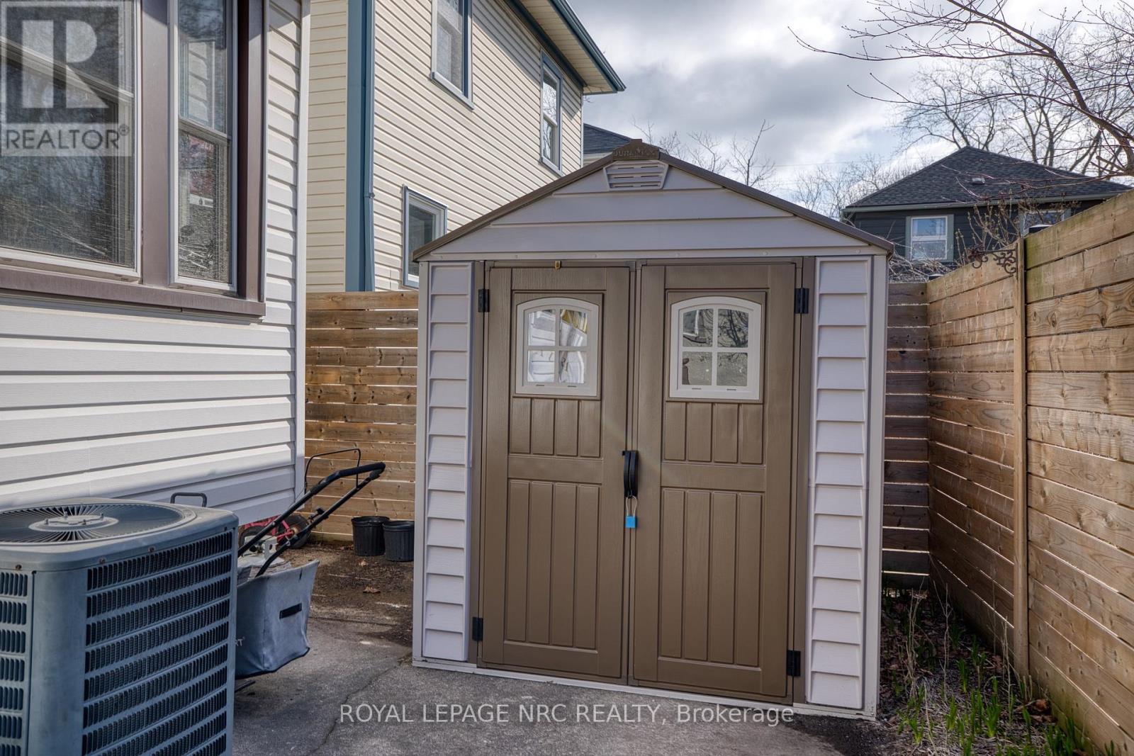 78 Russell Avenue, St. Catharines, Ontario  L2R 1V7 - Photo 35 - X12973706