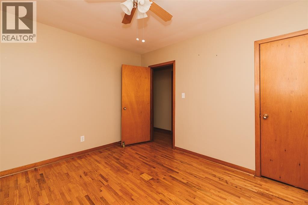 28 Highland Drive, Wallaceburg, Ontario  N8A 2K4 - Photo 16 - 26007543