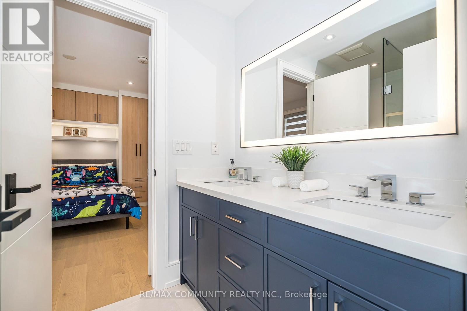 30 Kellythorne Drive, Toronto, Ontario  M3A 2L4 - Photo 28 - C12973710