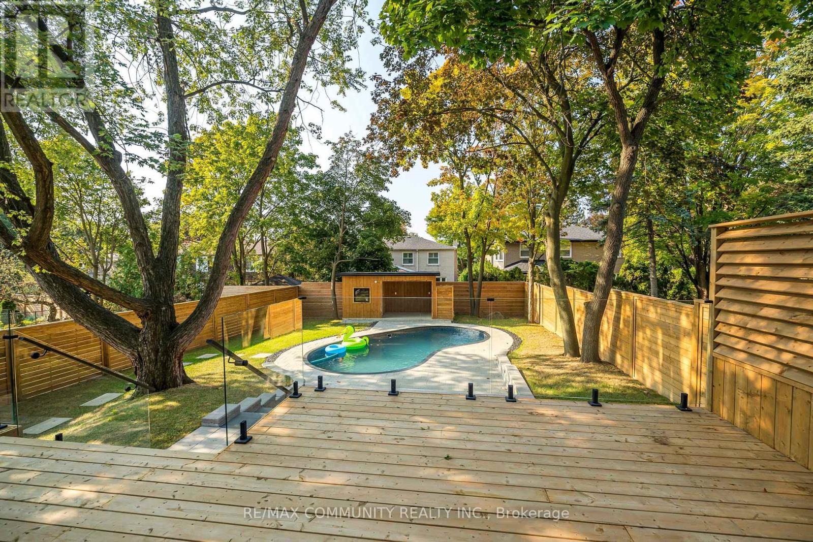 30 Kellythorne Drive, Toronto, Ontario  M3A 2L4 - Photo 44 - C12973710