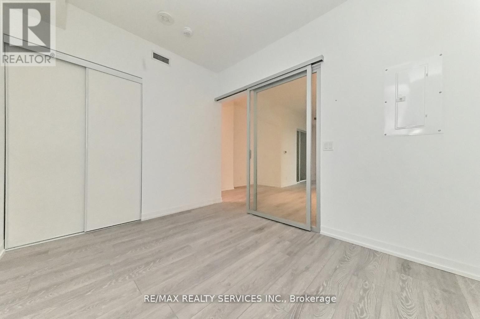 507 - 2020 Bathrust St Street E, Toronto, Ontario M5P 0A6 - Photo 9 - C12973762