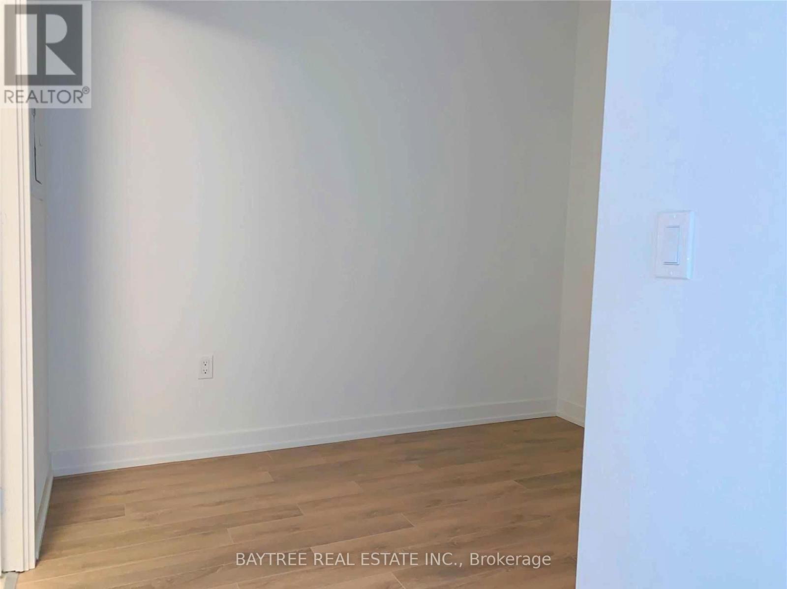 1020 - 158 Front Street E, Toronto, Ontario M5A 1E5 - Photo 7 - C12973778