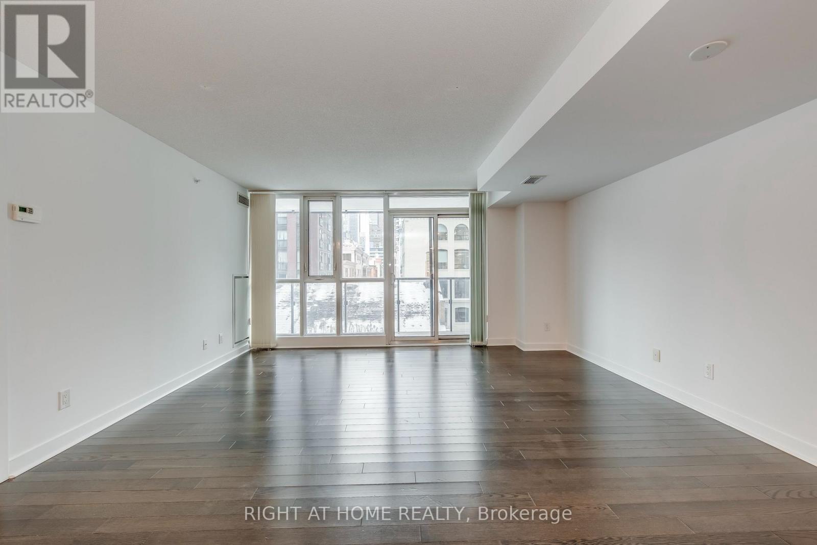 314 - 295 Adelaide Street W, Toronto, Ontario M5V 0L4 - Photo 16 - C12973796