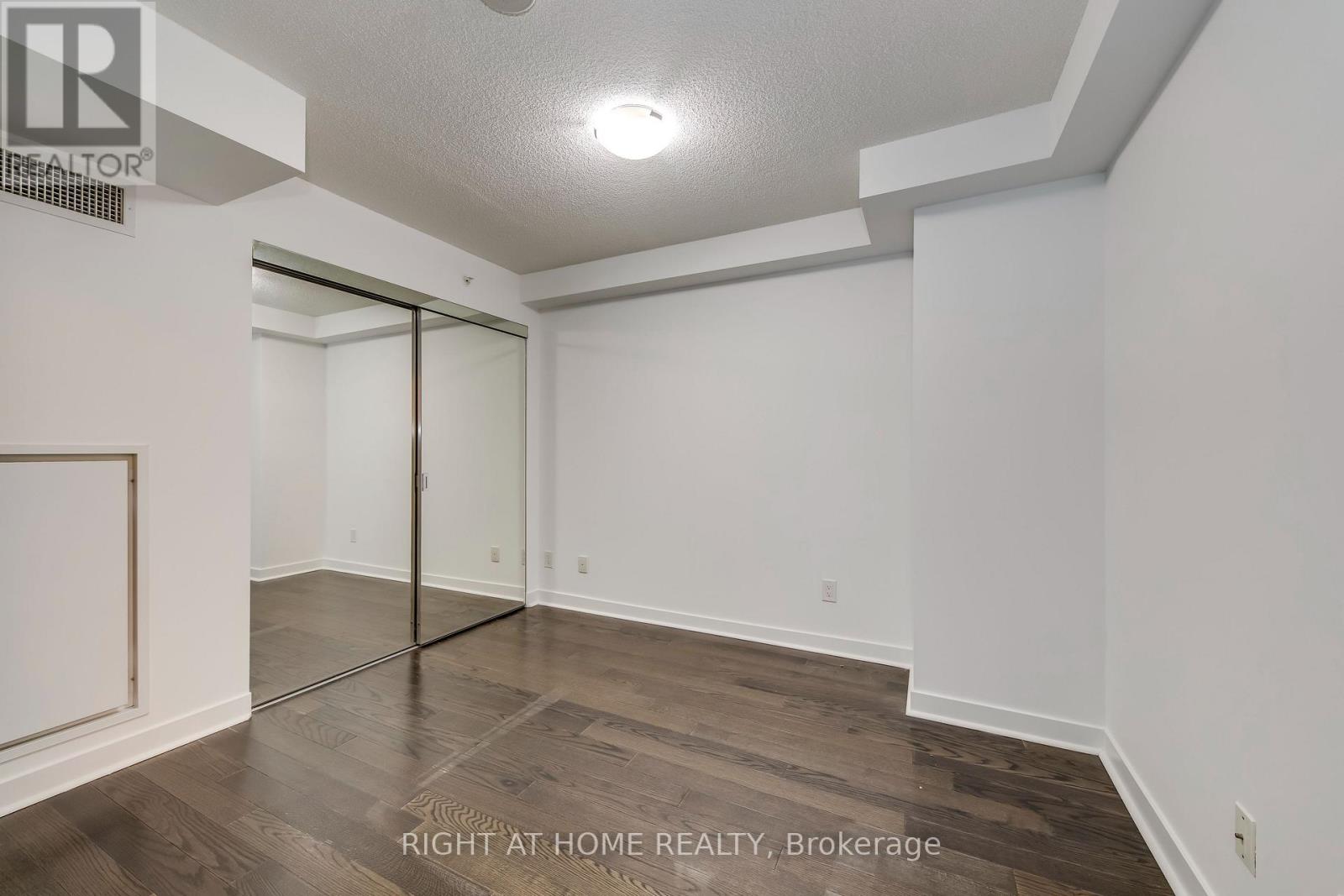 314 - 295 Adelaide Street W, Toronto, Ontario M5V 0L4 - Photo 28 - C12973796