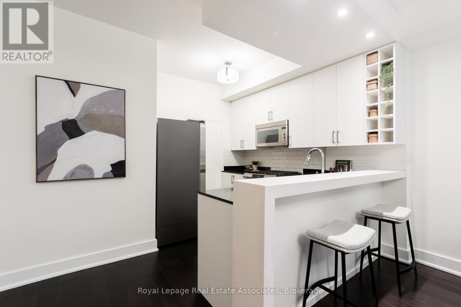 Th103 - 500 Richmond Street W, Toronto, Ontario  M5V 3N4 - Photo 8 - C12973798