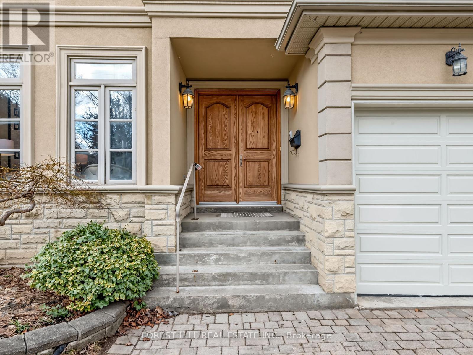 342 Byng Avenue, Toronto, Ontario  M2N 4L5 - Photo 2 - C12973804