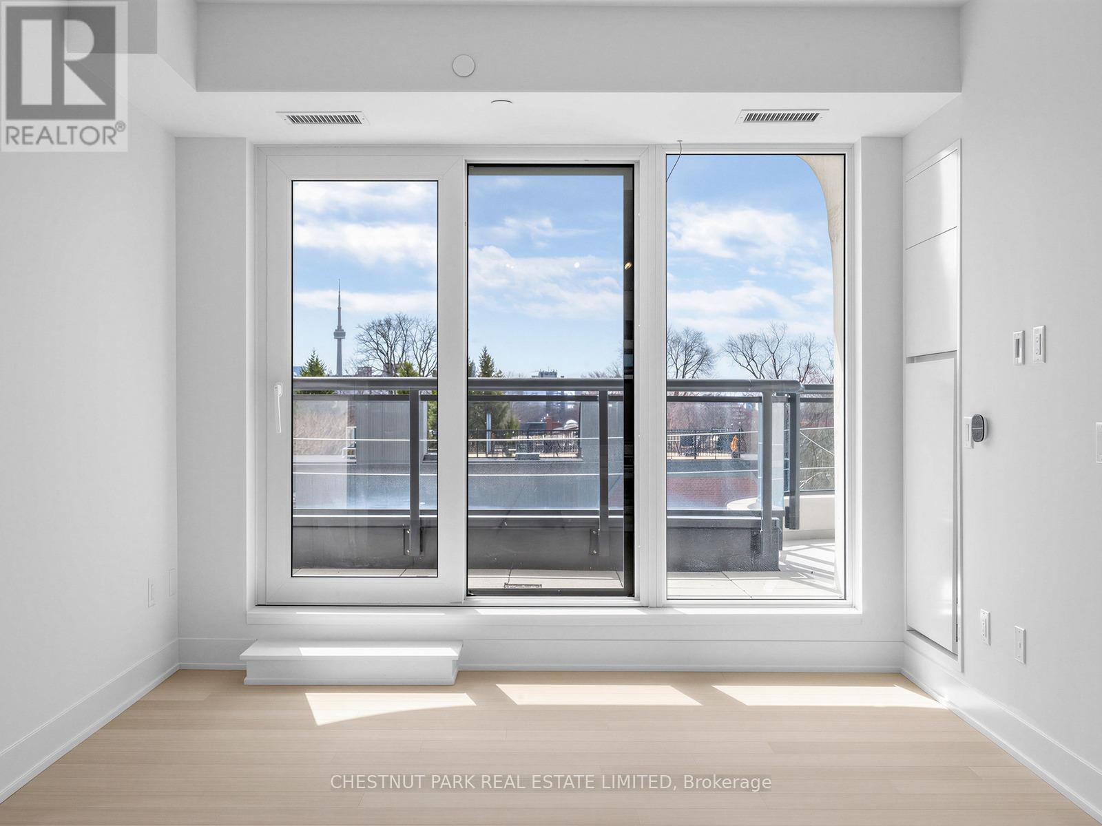 403 - 322 Dupont Street, Toronto, Ontario  M5R 0E3 - Photo 11 - C12973856