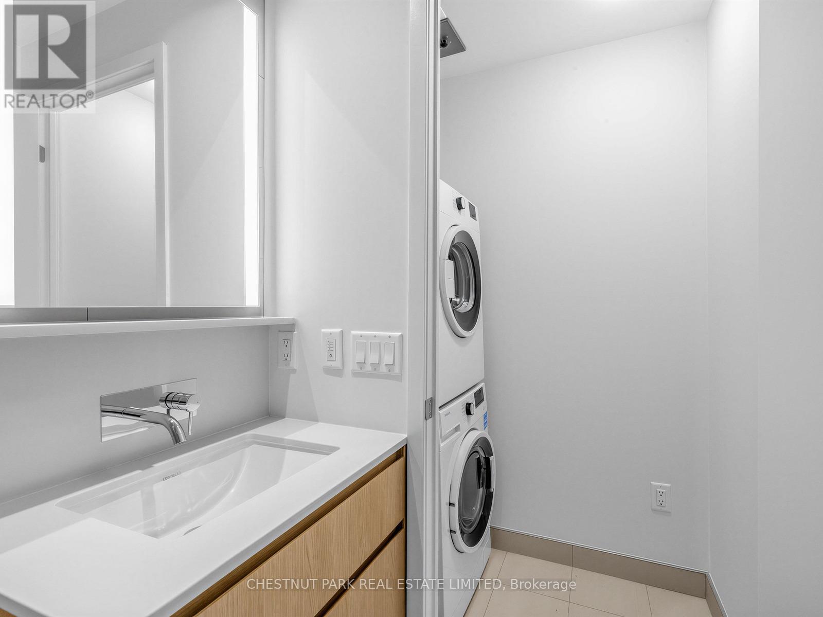 403 - 322 Dupont Street, Toronto, Ontario  M5R 0E3 - Photo 13 - C12973856