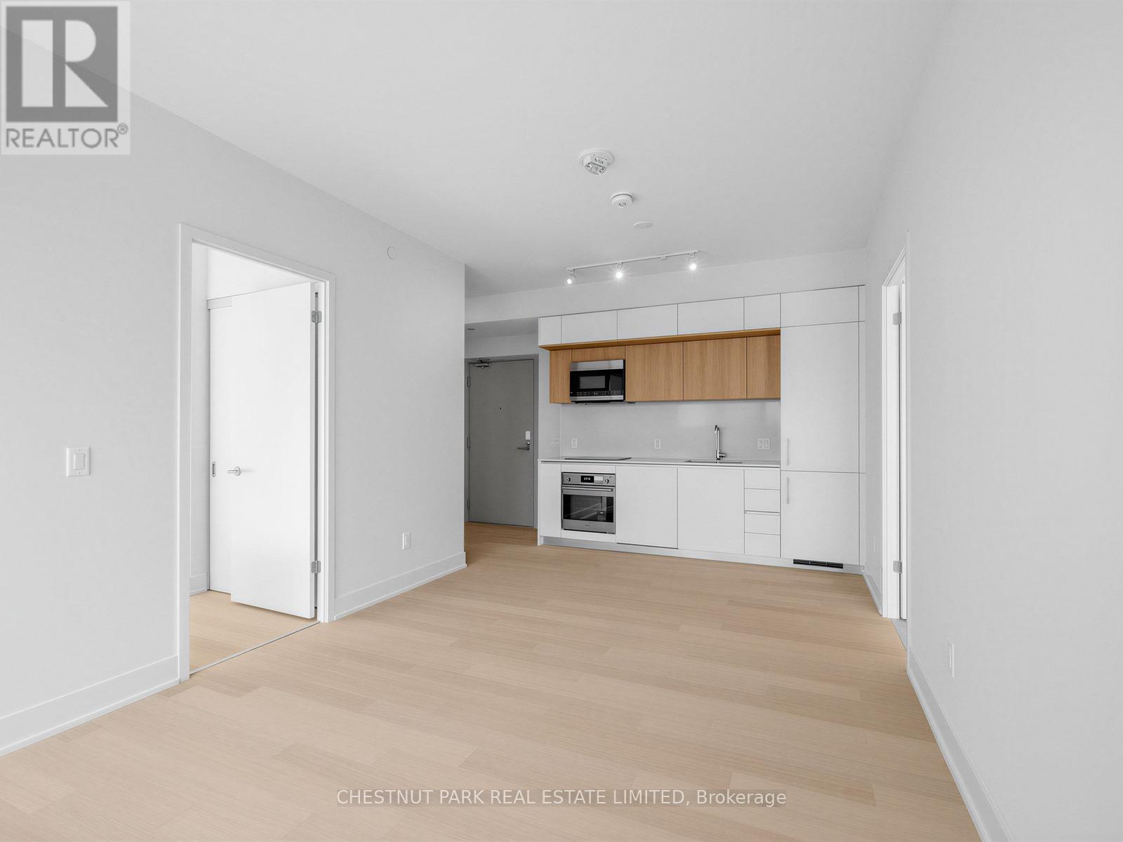 403 - 322 Dupont Street, Toronto, Ontario  M5R 0E3 - Photo 5 - C12973856