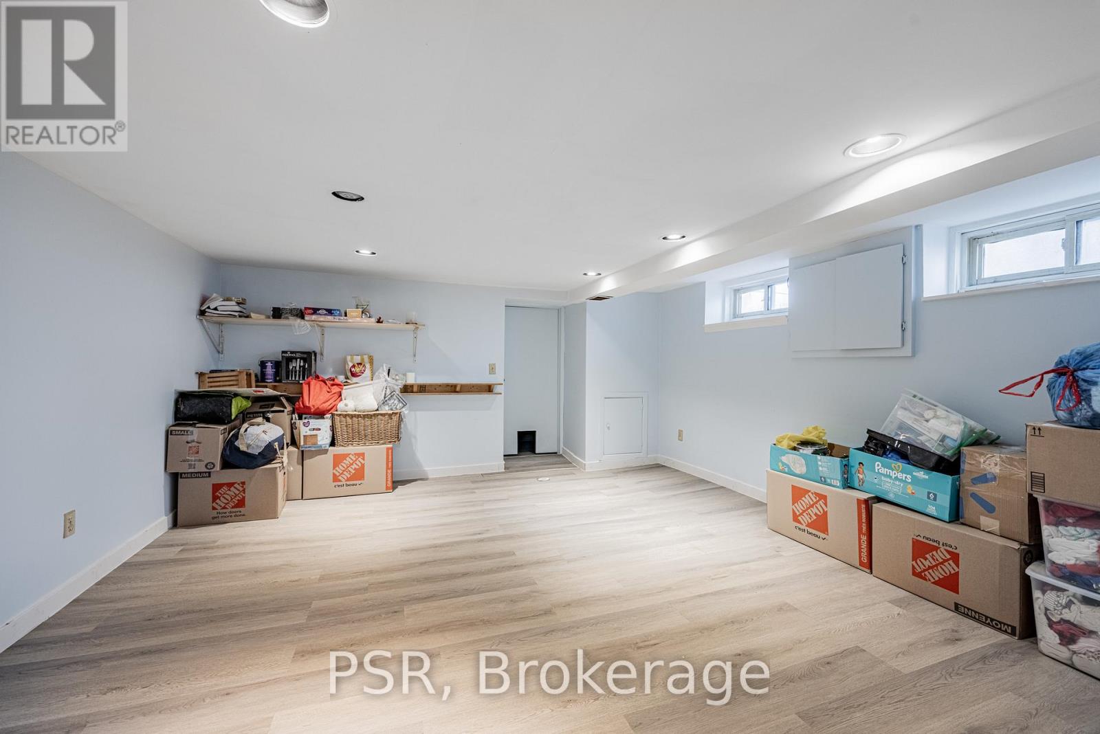 285 Robina Avenue, Toronto, Ontario  M6C 3Y9 - Photo 12 - C12973858