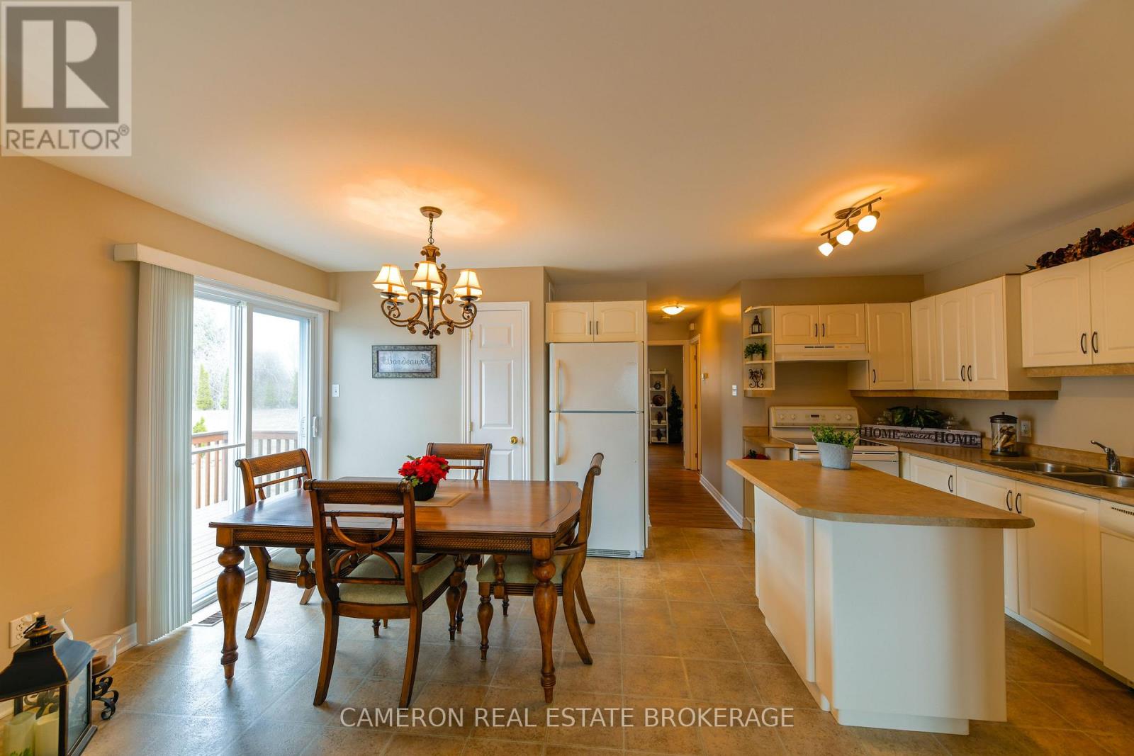 67 Gail Elizabeth Court, Cornwall, Ontario  K6H 0A7 - Photo 7 - X12973834