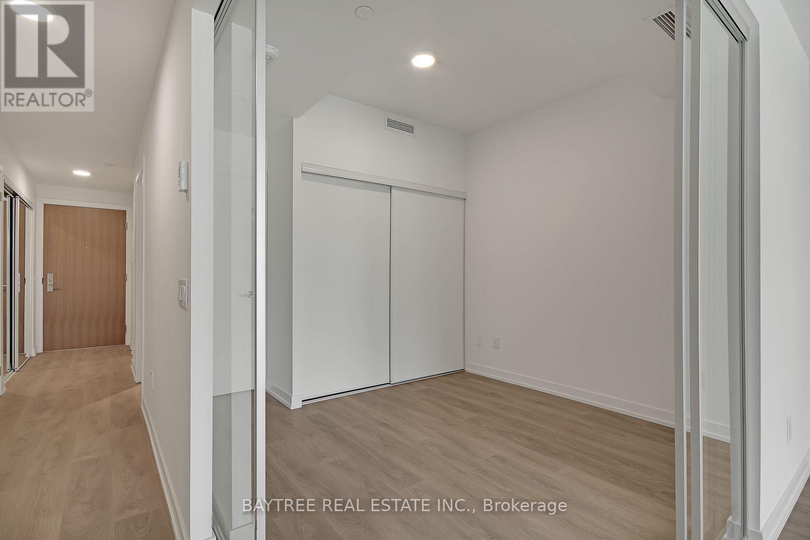 217 - 150 Logan Avenue, Toronto, Ontario  M4M 0E4 - Photo 9 - E12973800