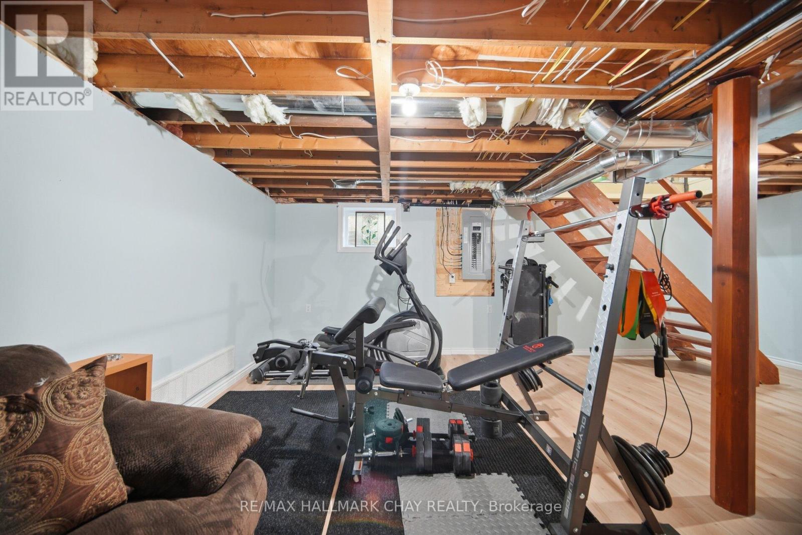 97 Walkem Drive, New Tecumseth (Tottenham), Ontario  L0G 1W0 - Photo 34 - N12973696