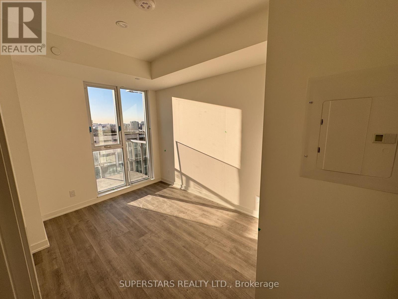 1324 - 8119 Birchmount Road, Markham, Ontario  L6G 0H5 - Photo 6 - N12973704