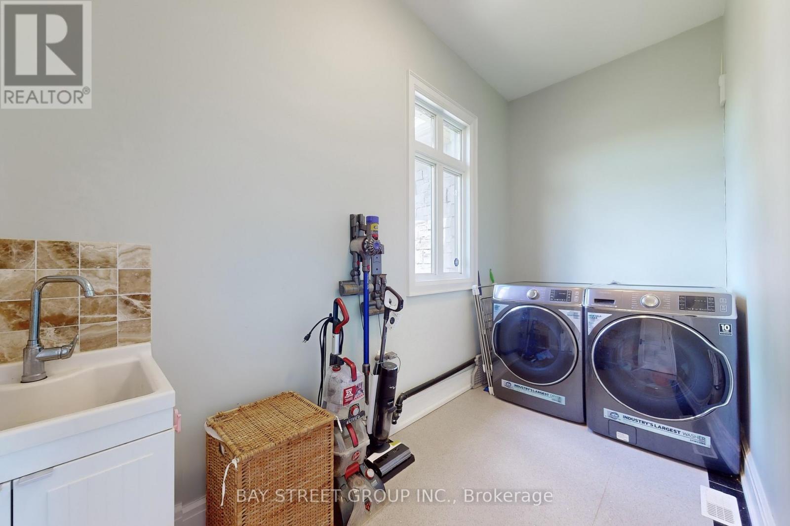 3141 Vivian Road, Whitchurch-Stouffville, Ontario  L3Y 4W1 - Photo 22 - N12973764