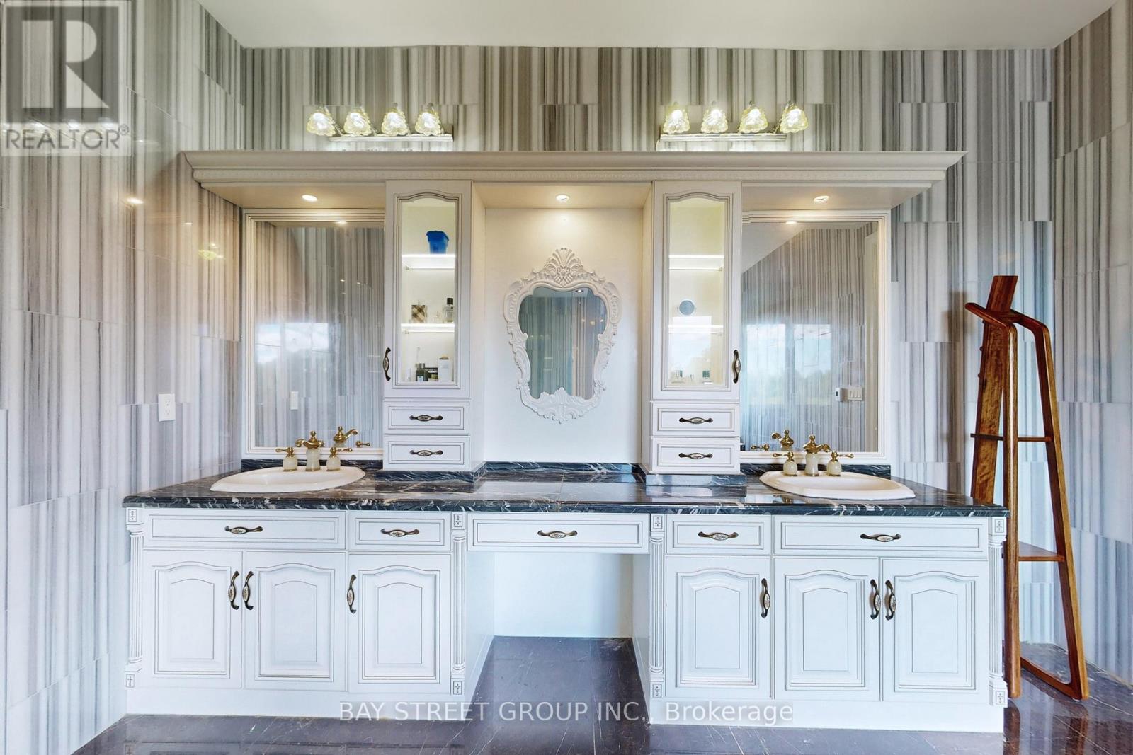 3141 Vivian Road, Whitchurch-Stouffville, Ontario  L3Y 4W1 - Photo 29 - N12973764