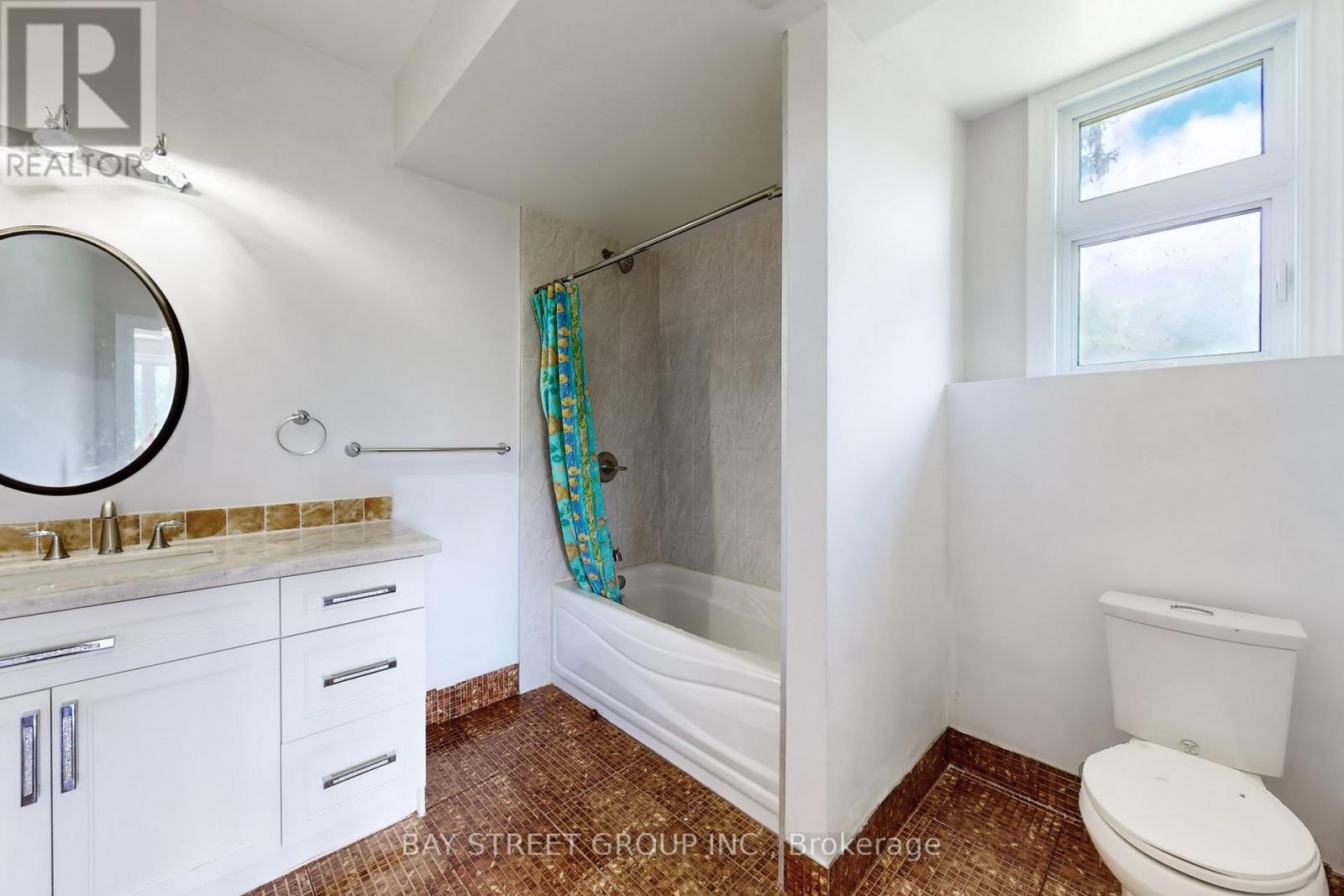 3141 Vivian Road, Whitchurch-Stouffville, Ontario  L3Y 4W1 - Photo 43 - N12973764