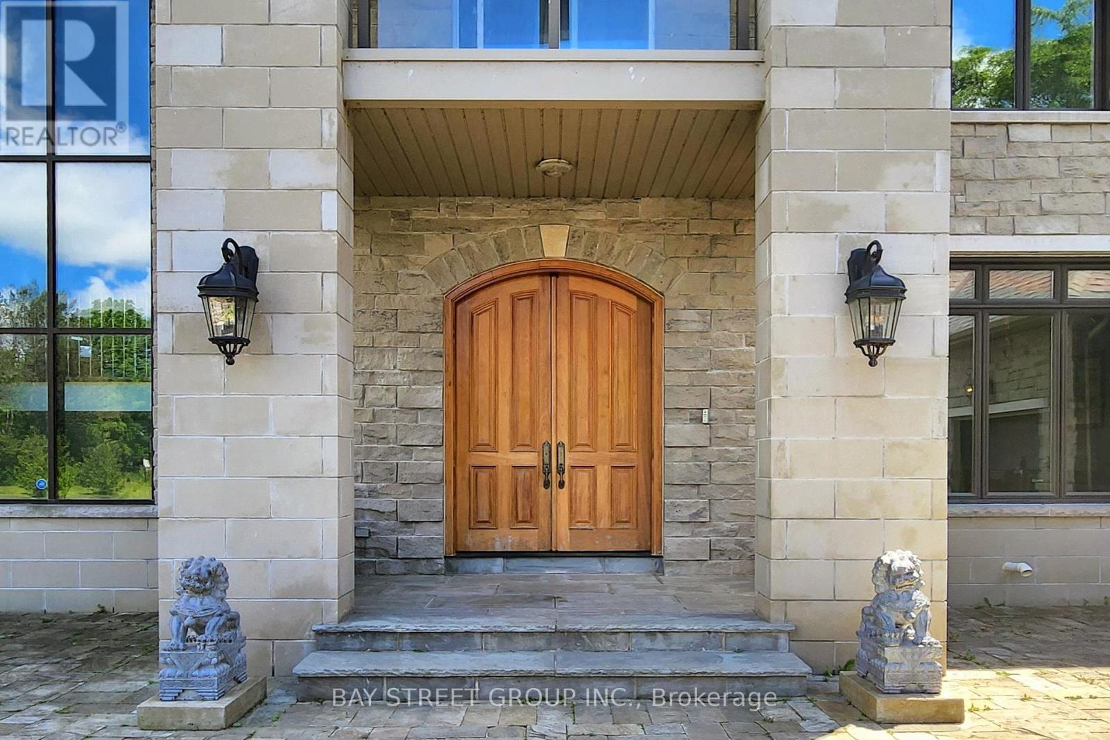 3141 Vivian Road, Whitchurch-Stouffville, Ontario  L3Y 4W1 - Photo 6 - N12973764