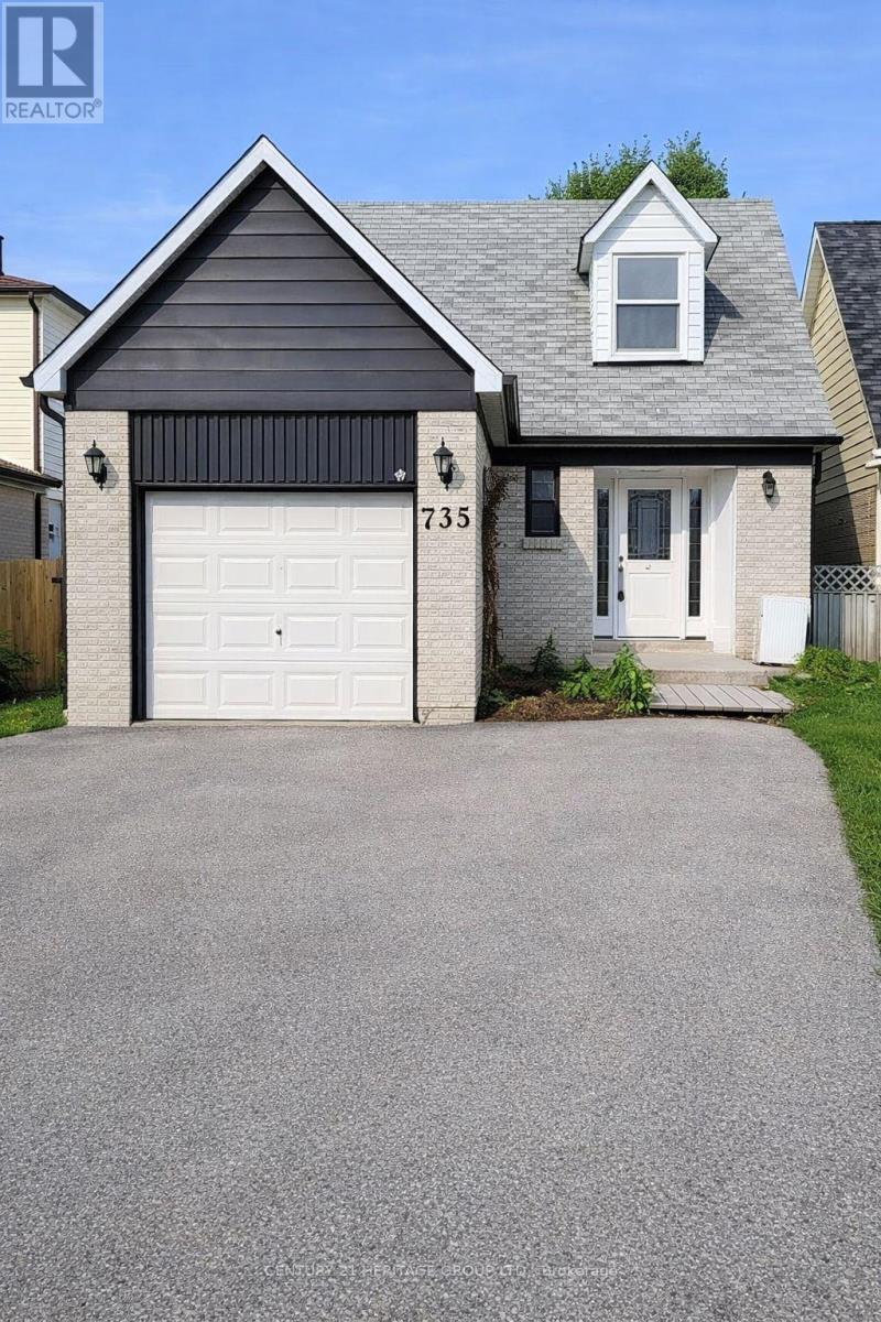 735 PAM CRESCENT, Newmarket, Ontario