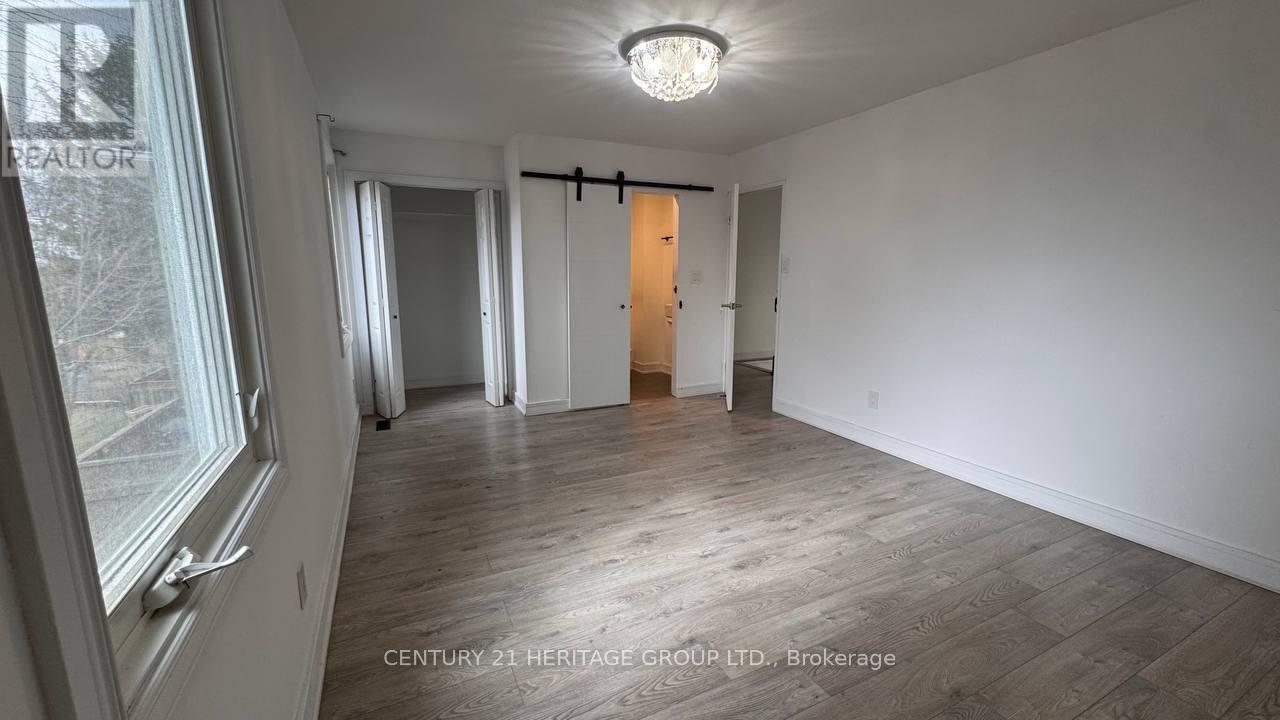 735 Pam Crescent, Newmarket, Ontario  L3Y 5B7 - Photo 11 - N12973774