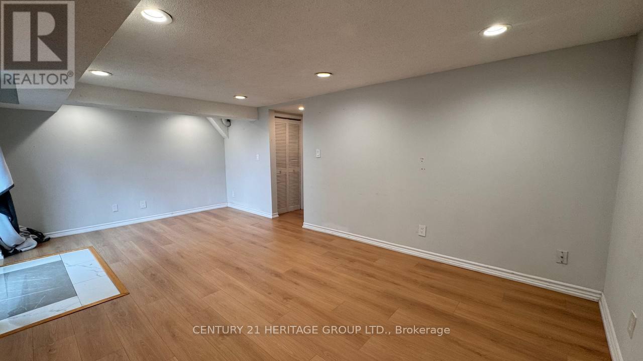 735 Pam Crescent, Newmarket, Ontario  L3Y 5B7 - Photo 20 - N12973774