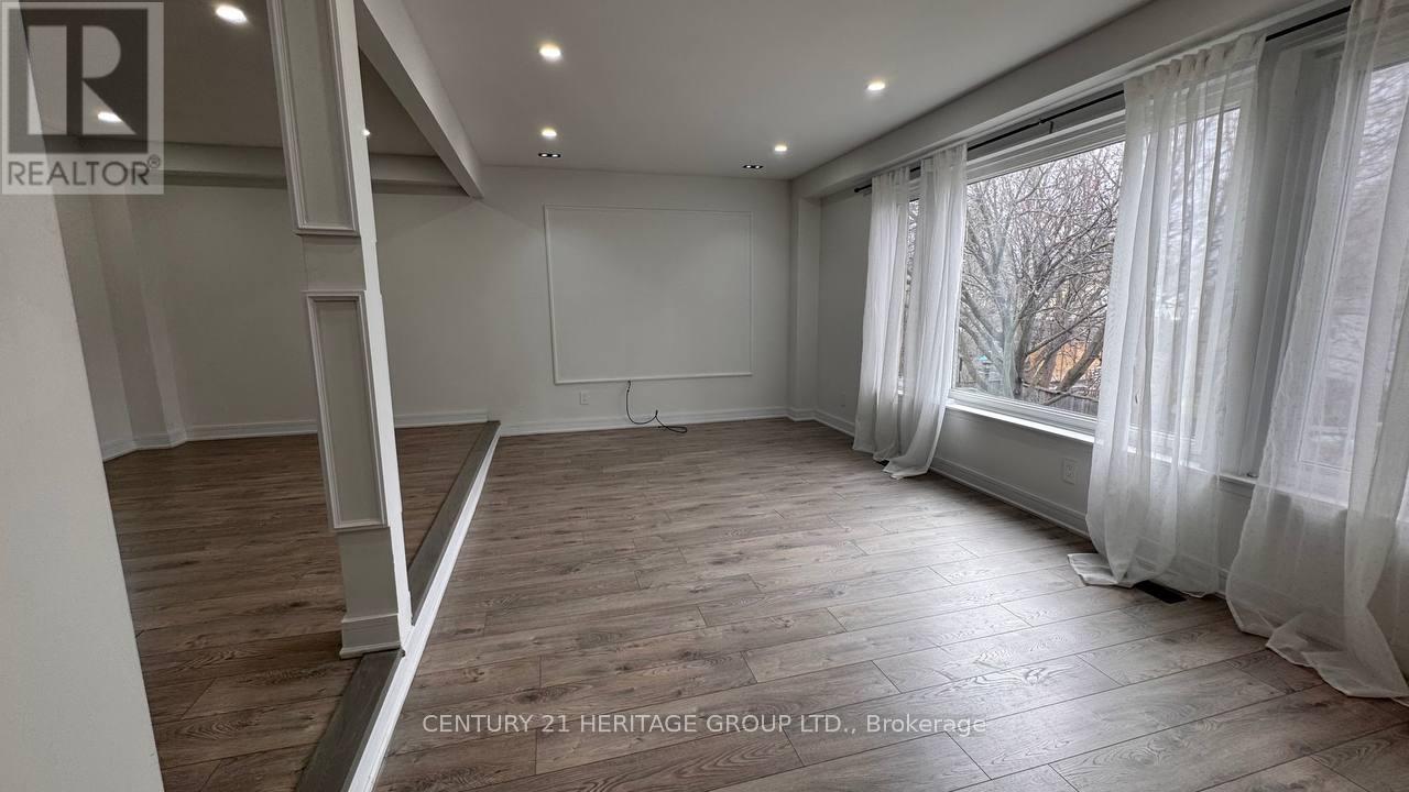 735 Pam Crescent, Newmarket, Ontario  L3Y 5B7 - Photo 7 - N12973774