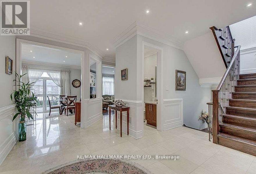 90 Grandview Avenue, Markham, Ontario  L3T 1H4 - Photo 10 - N12973808