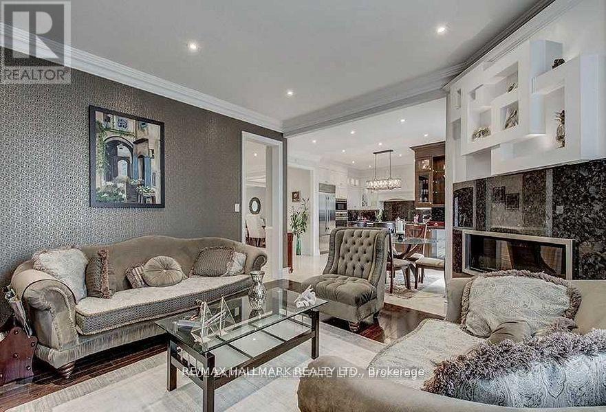 90 Grandview Avenue, Markham, Ontario  L3T 1H4 - Photo 17 - N12973808