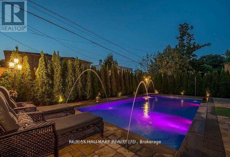 90 Grandview Avenue, Markham, Ontario  L3T 1H4 - Photo 2 - N12973808