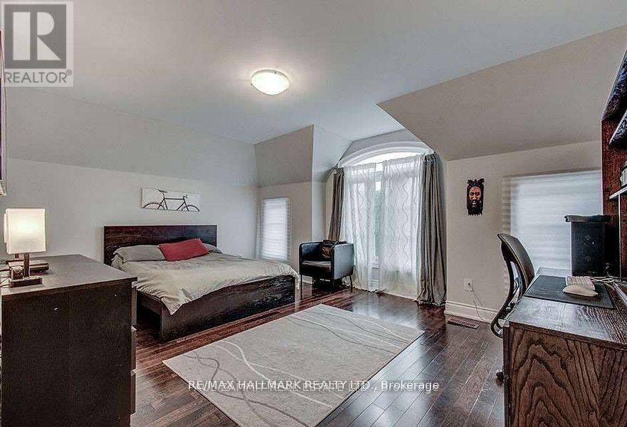 90 Grandview Avenue, Markham, Ontario  L3T 1H4 - Photo 9 - N12973808