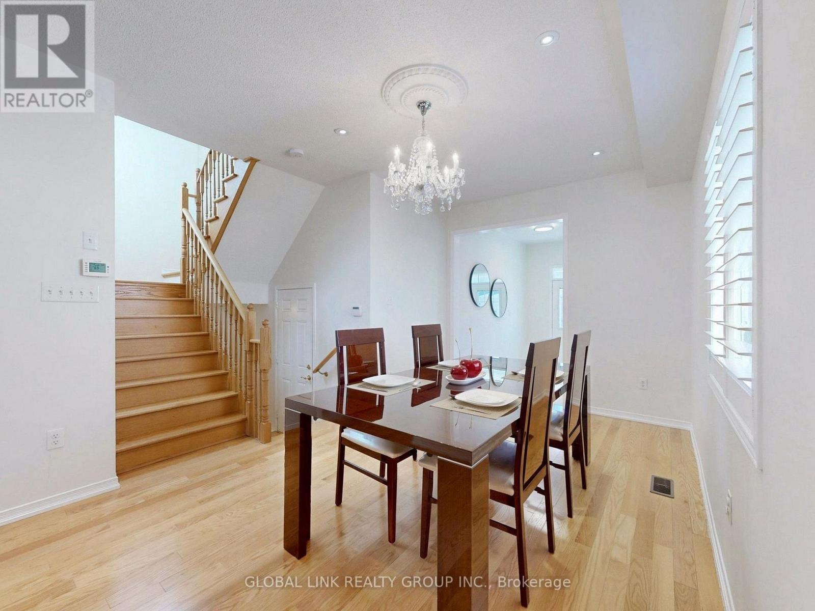 98 Wilf Morden Road, Whitchurch-Stouffville, Ontario  L4A 0K1 - Photo 12 - N12973840