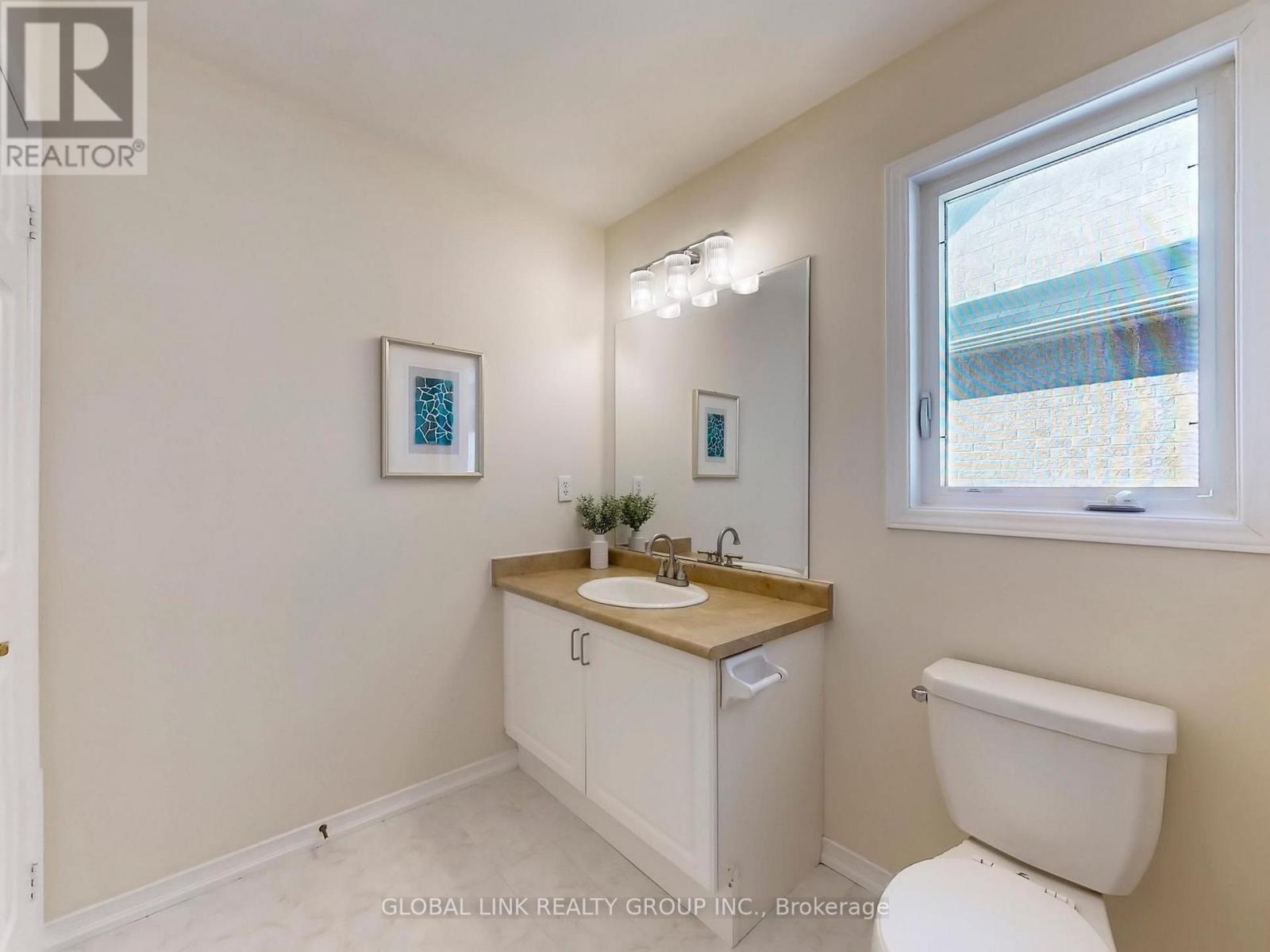 98 Wilf Morden Road, Whitchurch-Stouffville, Ontario  L4A 0K1 - Photo 34 - N12973840