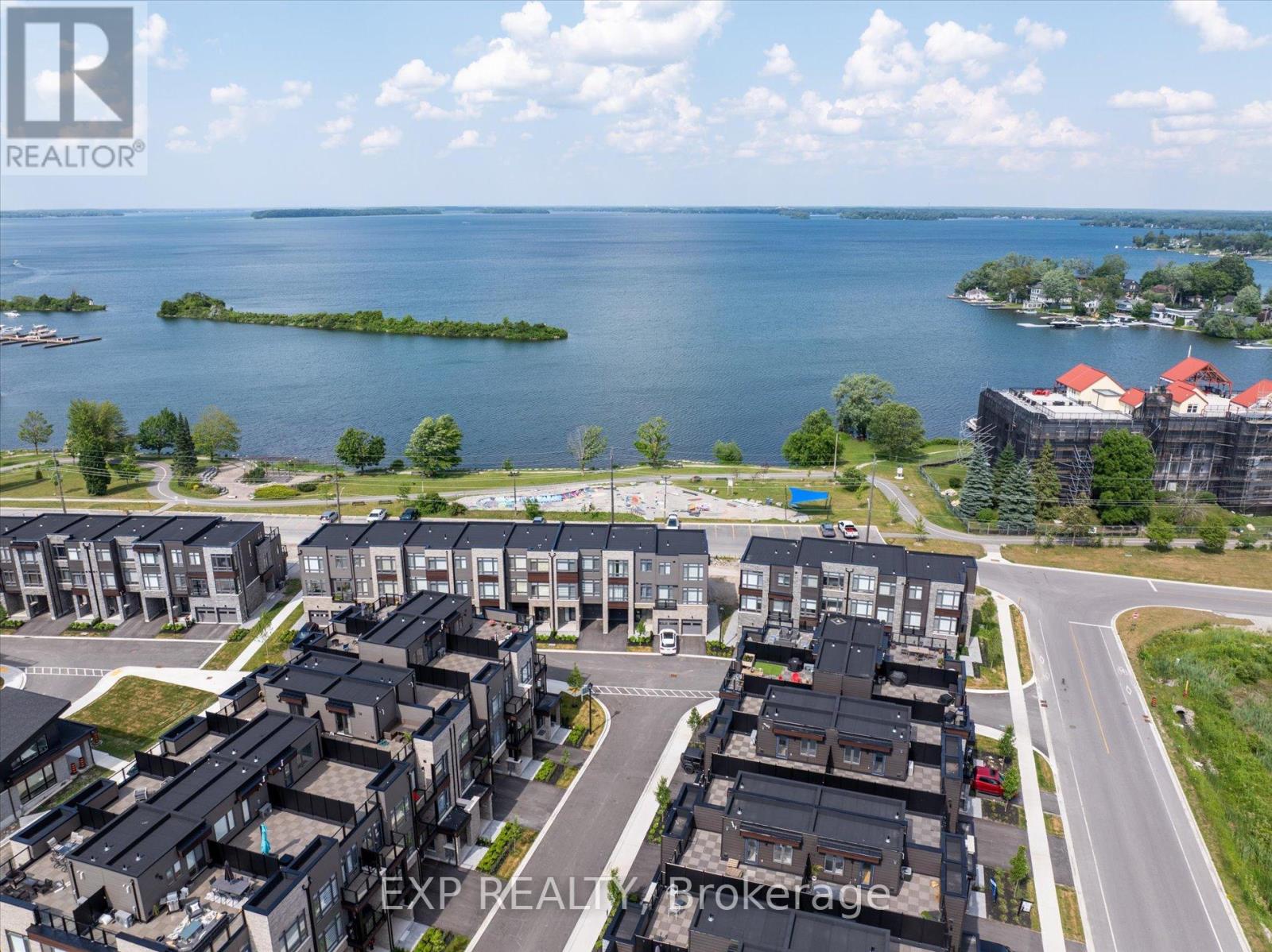 48 Wyn Wood Lane, Orillia, Ontario  L3V 8P7 - Photo 2 - S12973708