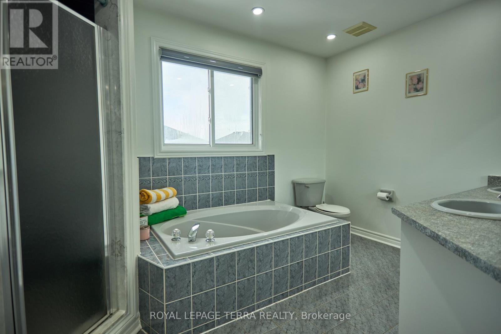 59 Russell Hill Drive, Barrie (Painswick South), Ontario  L4N 0C1 - Photo 35 - S12973740