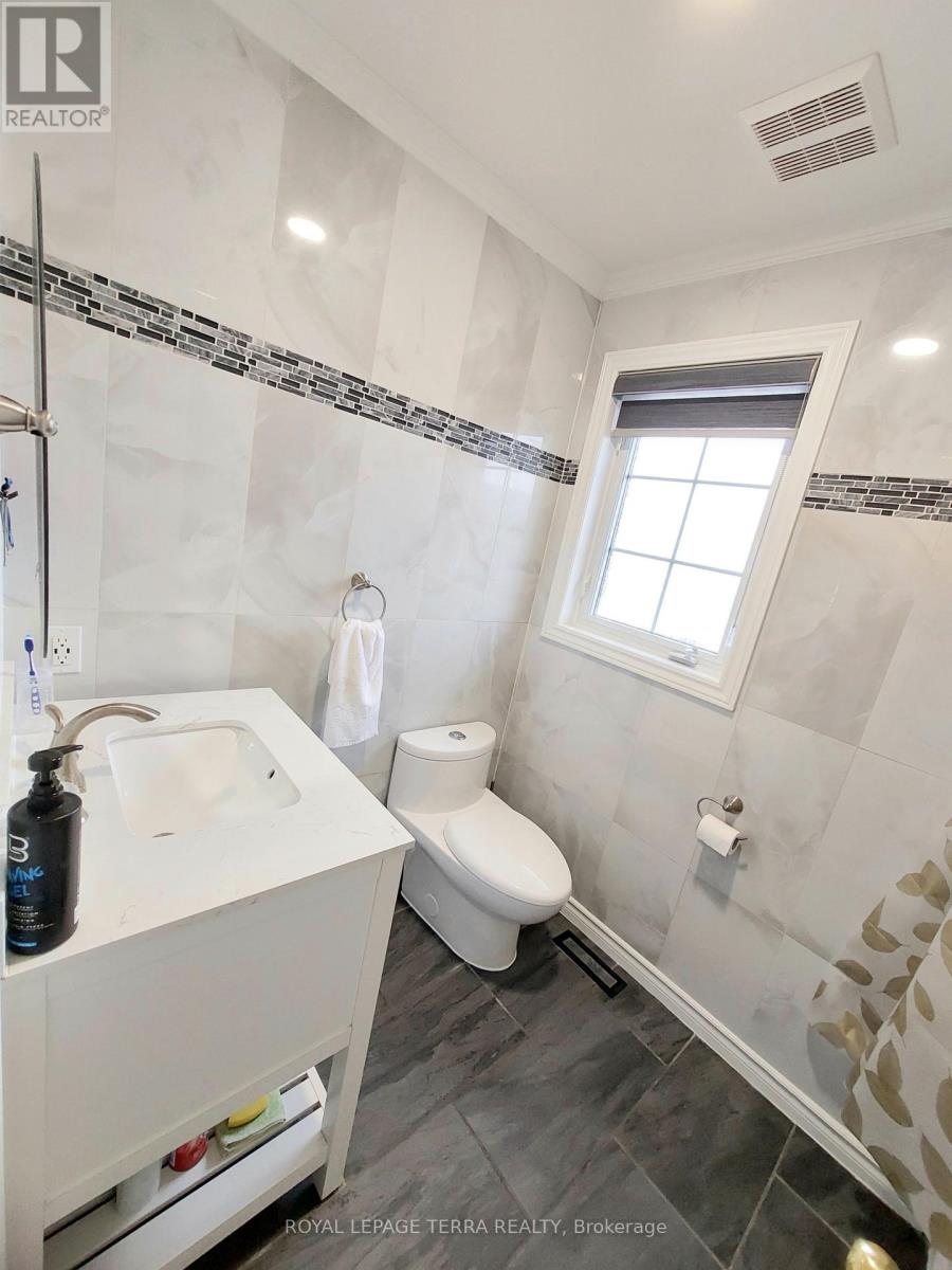 59 Russell Hill Drive, Barrie (Painswick South), Ontario  L4N 0C1 - Photo 36 - S12973740