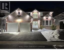 59 RUSSELL HILL DRIVE, Barrie, Ontario