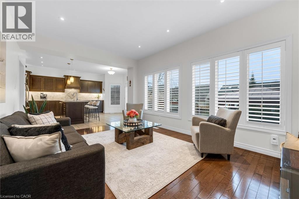 87 Newcombe Road, Dundas, Ontario  L9H 0A6 - Photo 9 - 40818688