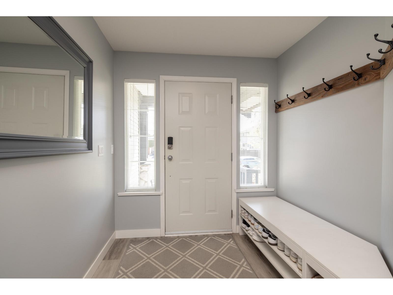 16681 62a Avenue, Surrey, British Columbia  V3S 9L3 - Photo 3 - R3108788