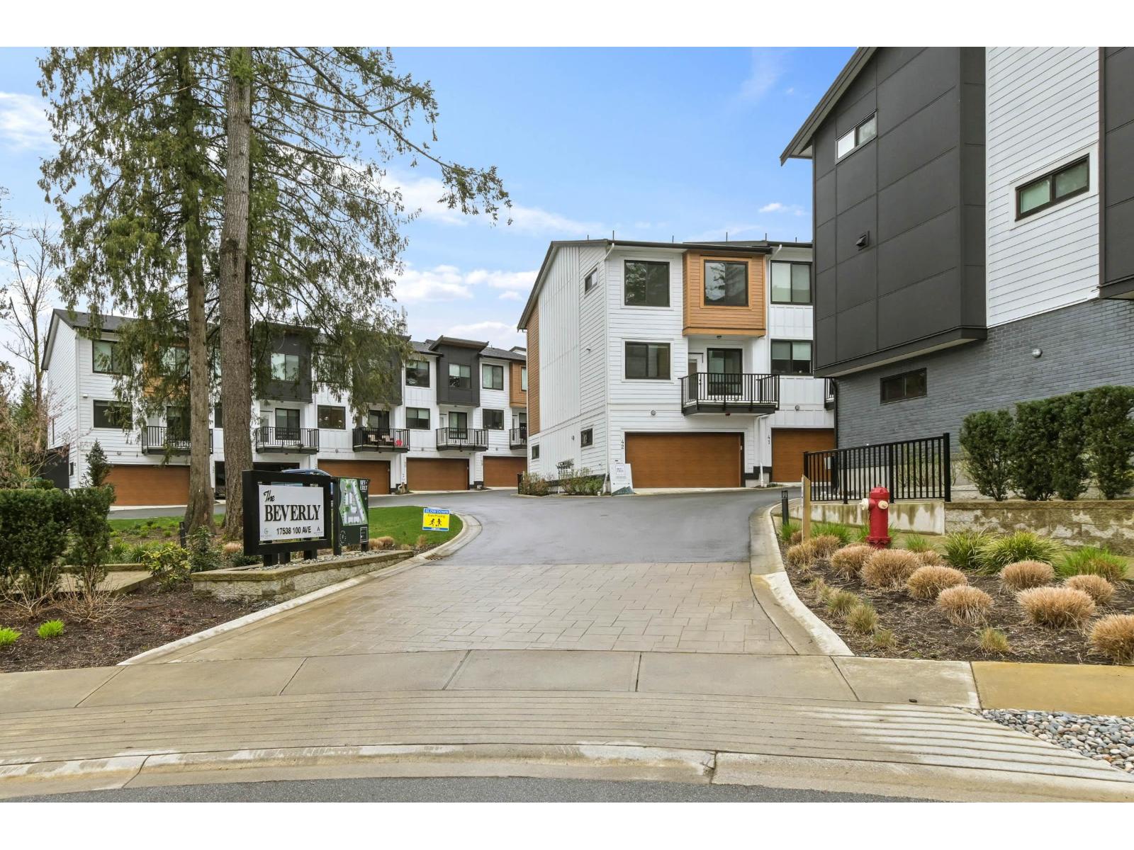 15 17538 100 Avenue, Surrey, British Columbia V4N 6X3 - Photo 2 - R3107422