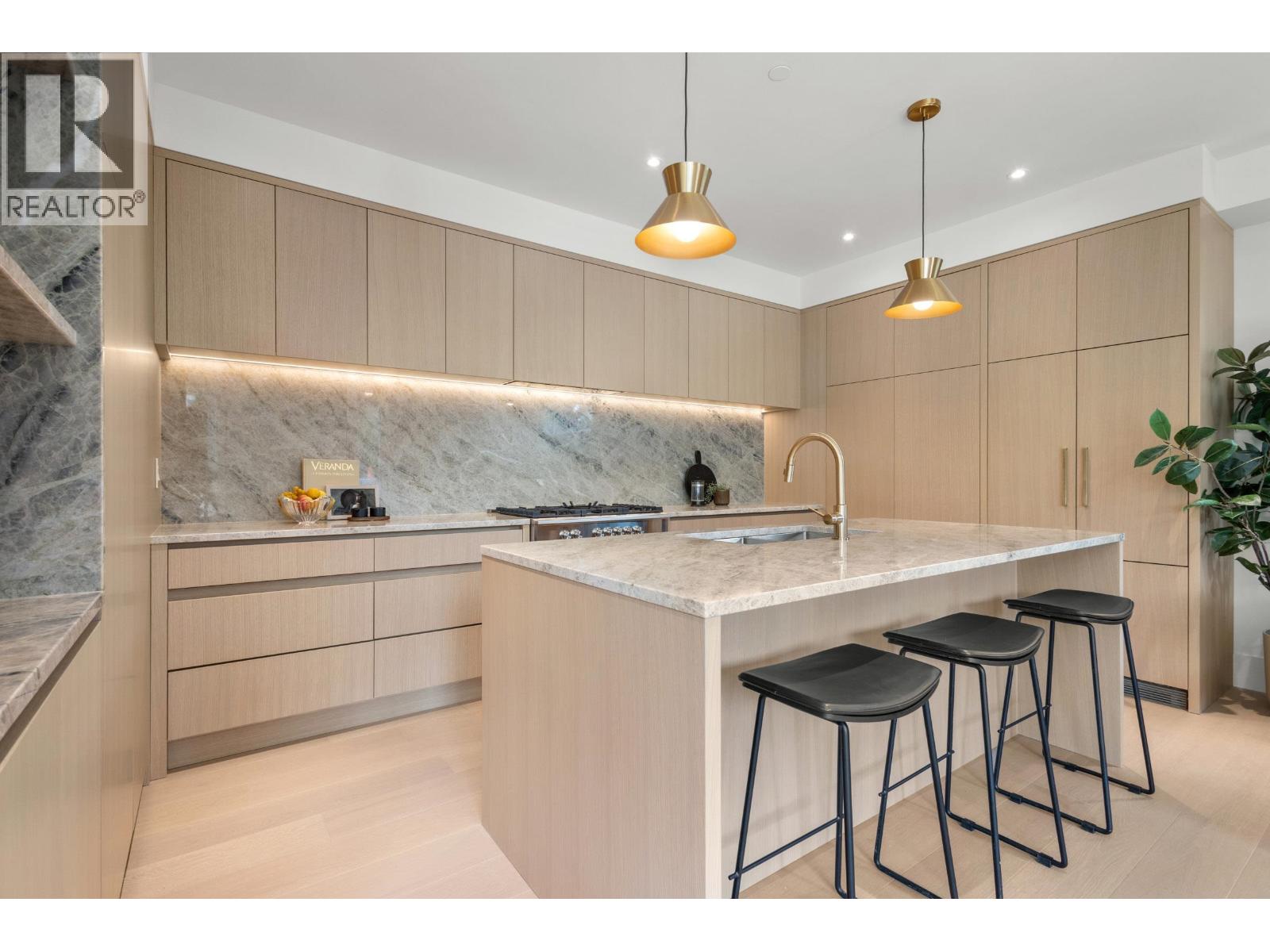 1 2425 Kitchener Street, Vancouver, British Columbia  V5K 3C4 - Photo 7 - R3108627