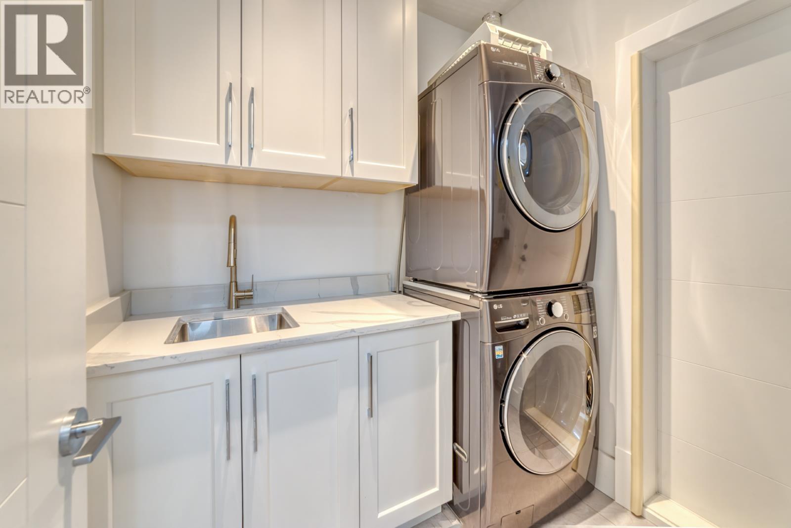 7102 Bridge Street, Richmond, British Columbia V6Y 2S7 - Photo 27 - R3108822