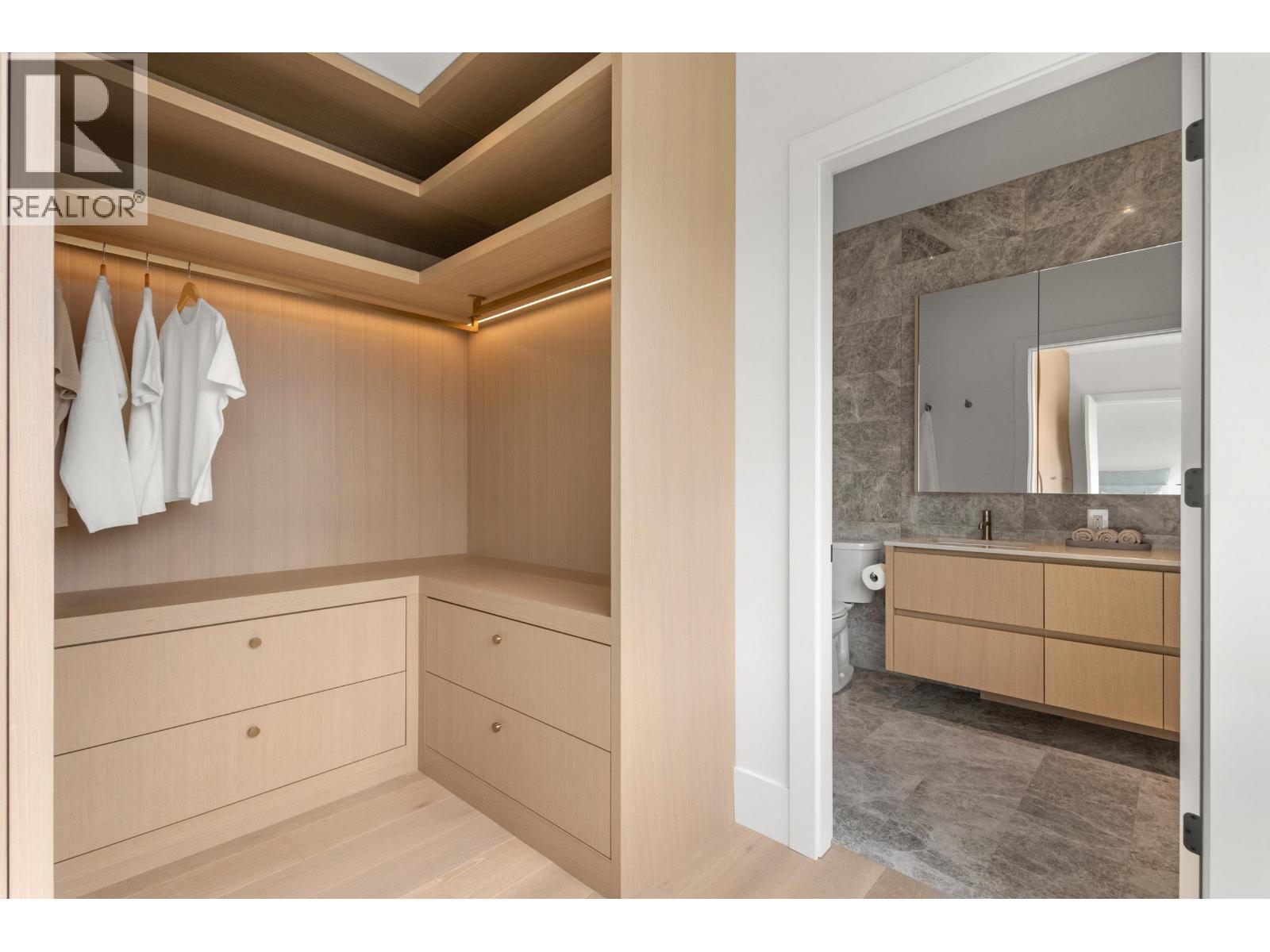 1 2425 Kitchener Street, Vancouver, British Columbia  V5K 3C4 - Photo 17 - R3108627