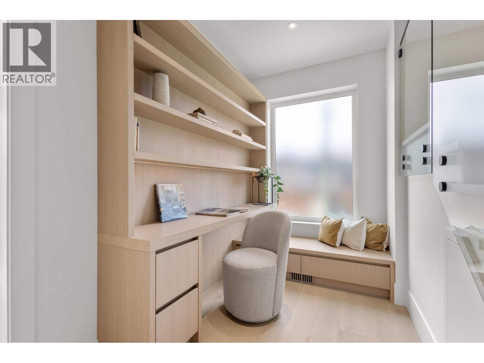 1 2425 Kitchener Street, Vancouver, British Columbia  V5K 3C4 - Photo 13 - R3108627