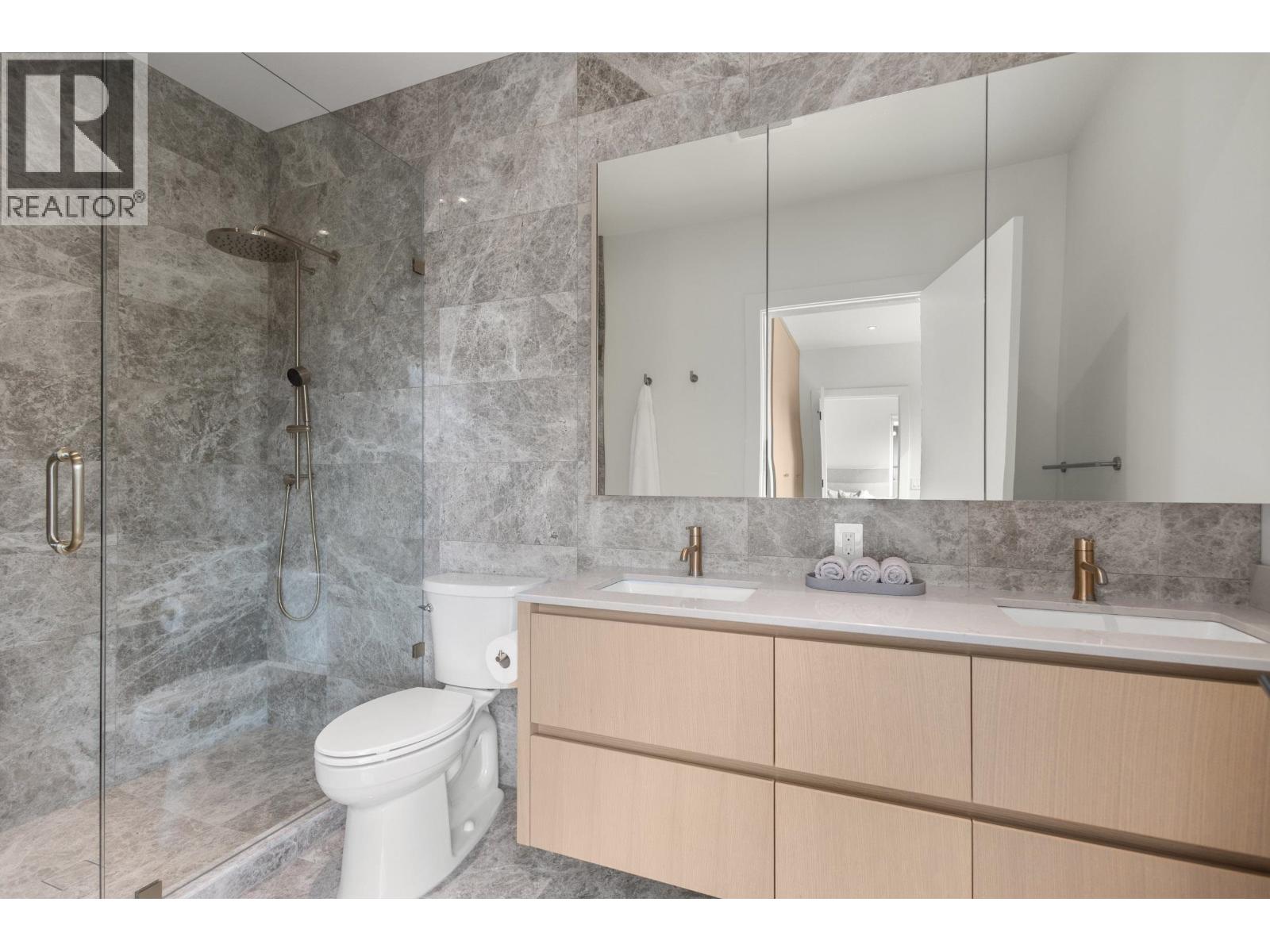 1 2425 Kitchener Street, Vancouver, British Columbia  V5K 3C4 - Photo 18 - R3108627