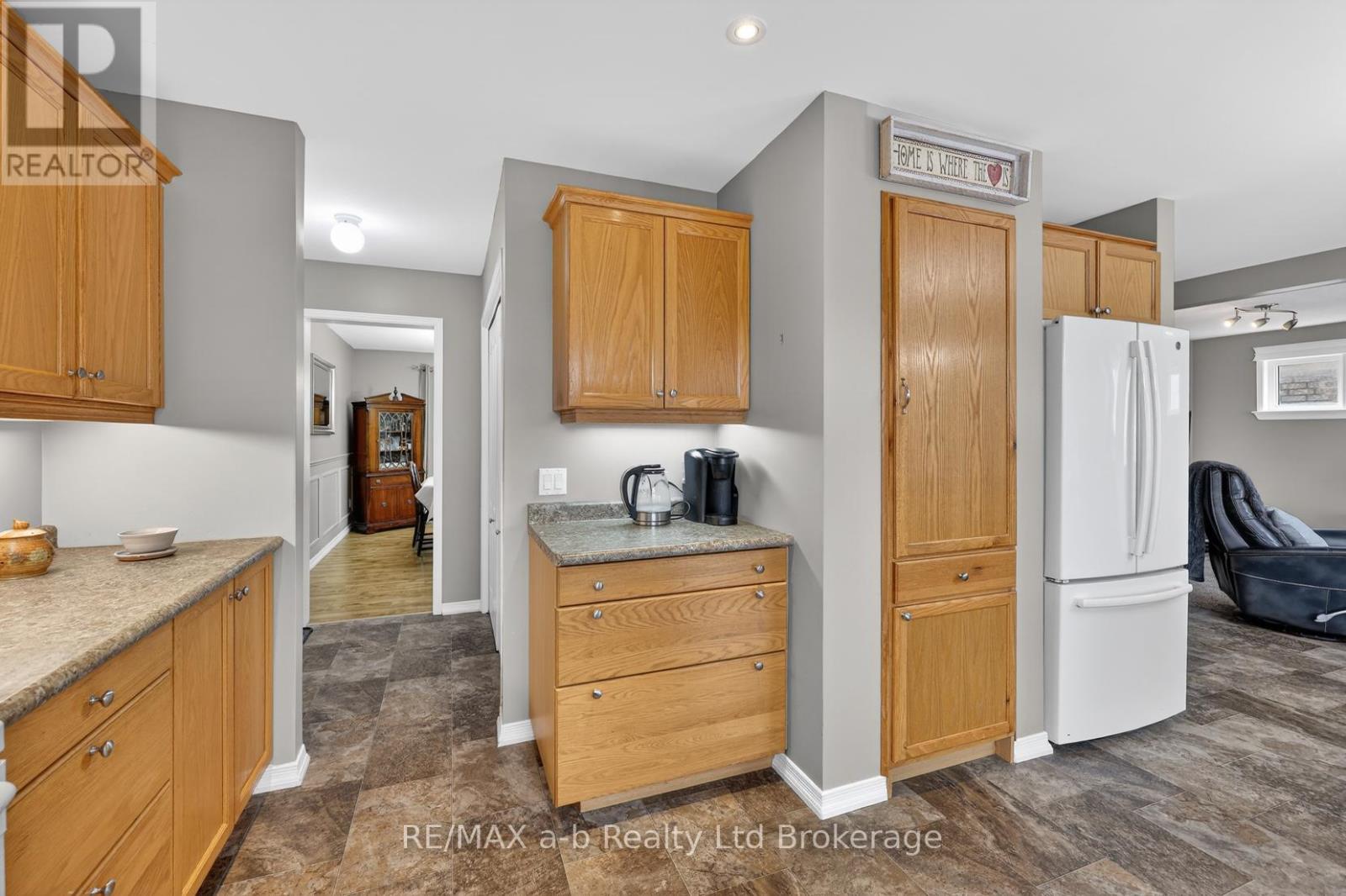 20 Owen Street, Ingersoll, Ontario  N5C 4G7 - Photo 14 - X12854224