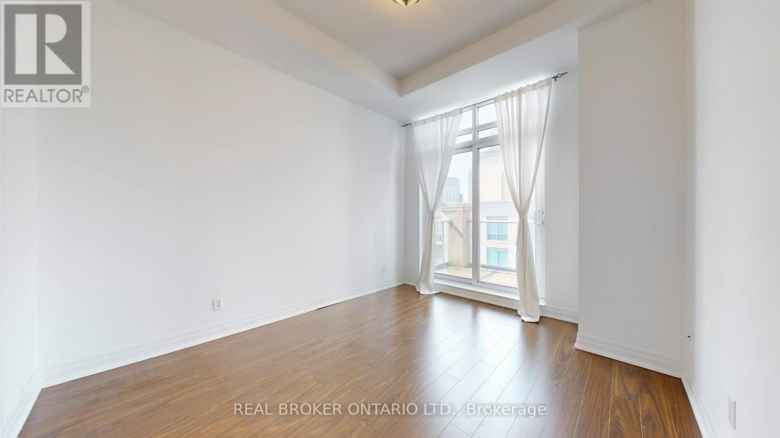 Ph7 - 2087 Lake Shore Boulevard W, Toronto, Ontario  M8V 4G3 - Photo 22 - W12973698