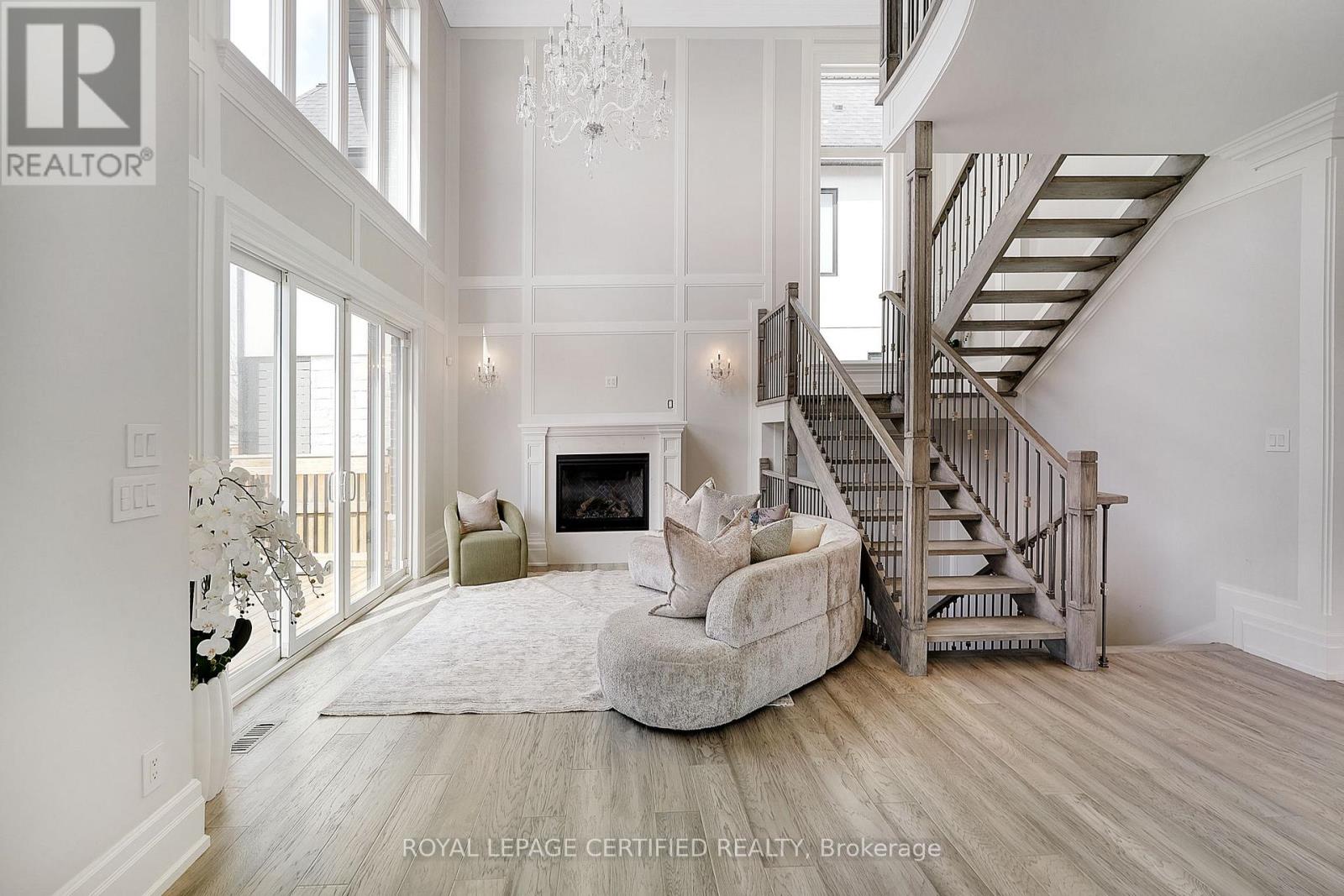 350 Weighton Drive, Oakville, Ontario  L6K 2R4 - Photo 13 - W12973732